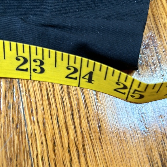 Sharon Young black pants. Size 8.  Zipper cuffs. - Picture 7 of 8